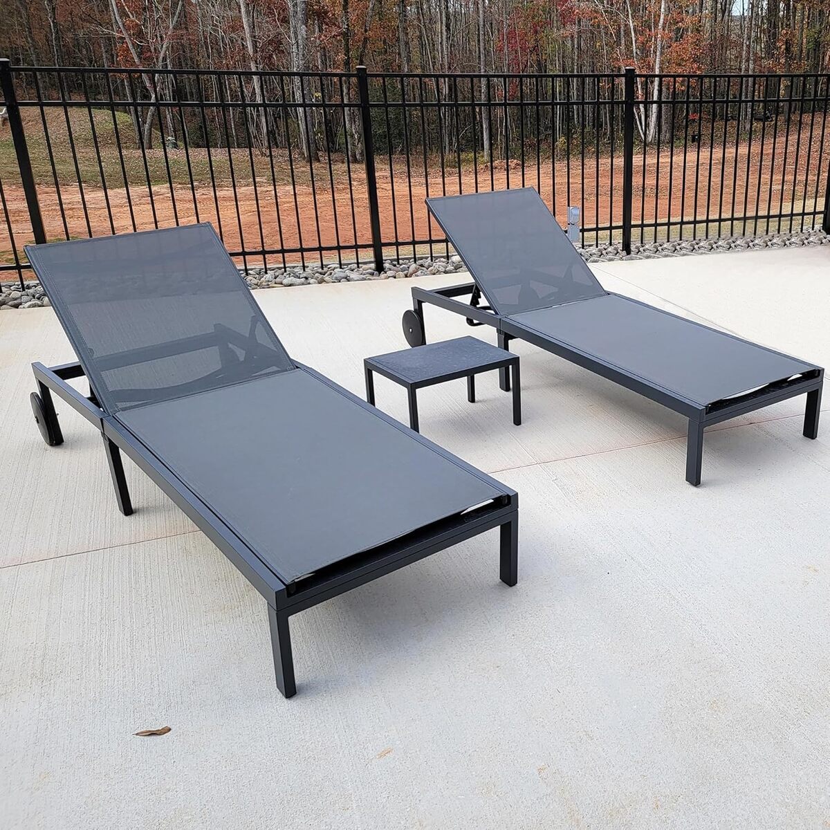 Test : chaises longues de jardin Purple Leaf en aluminium