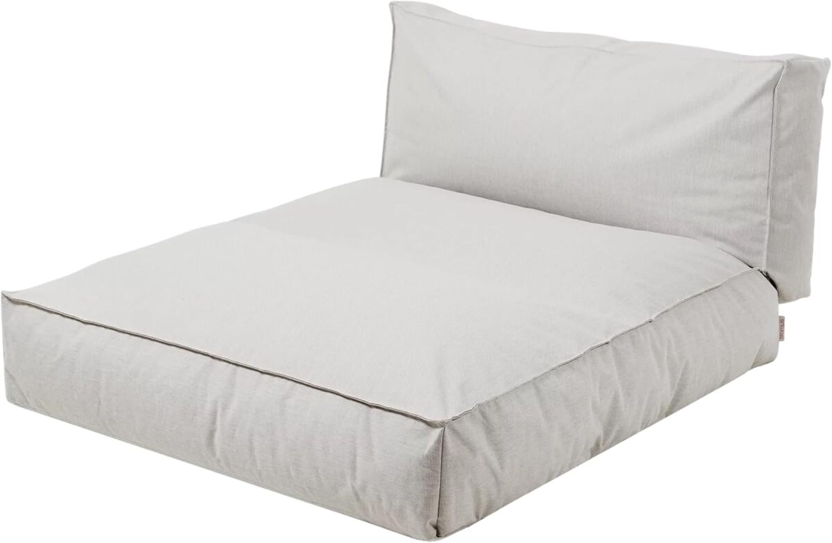 Test du lit d'extérieur Blomus Stay : confort imperméable pour jardin et balcon