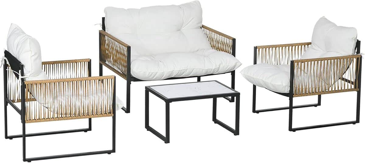 Test : salon de jardin Outsunny 4 pièces élégant et pratique