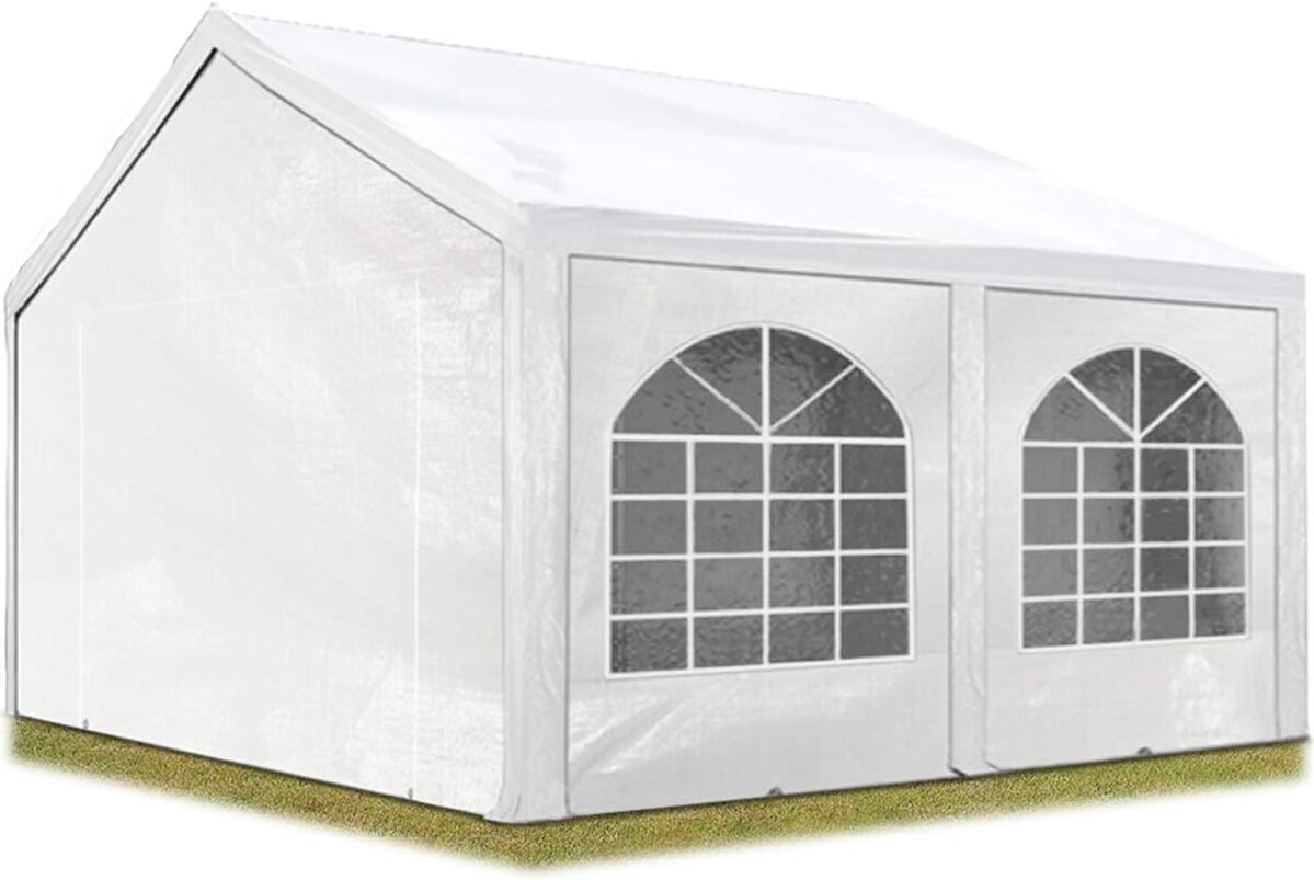 Test tente de réception 3x4 m : robustesse et qualité