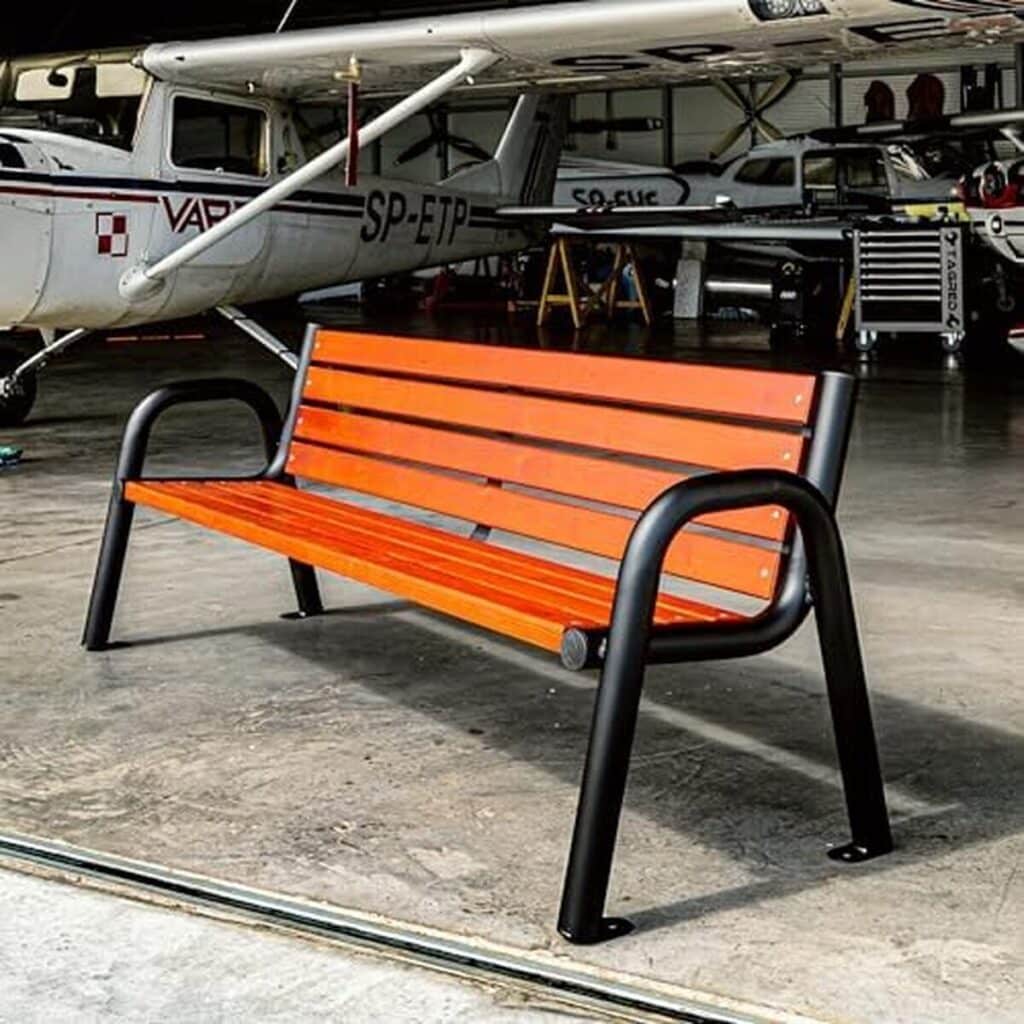 Test du banc de jardin Rekord Spartan BIS : robustesse et élégance en acajou