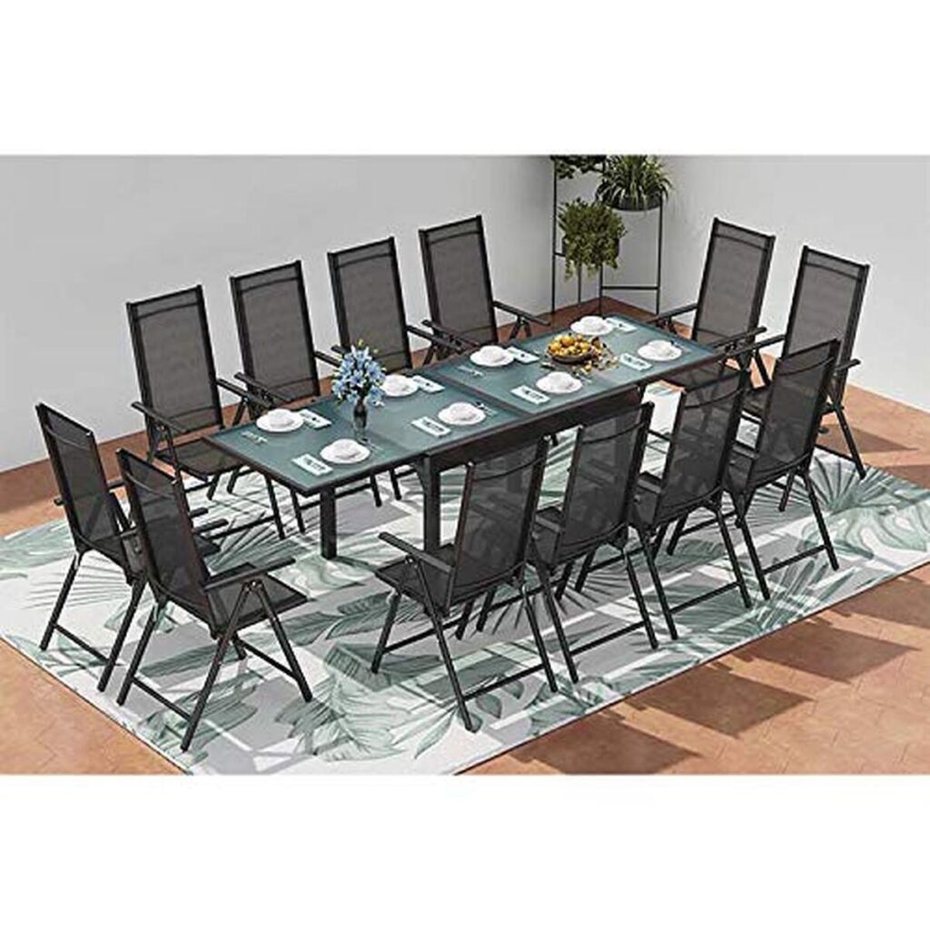 Test mobilier d'extérieur : salon de jardin aluminium Concept Usine avec table extensible et 12 chaises