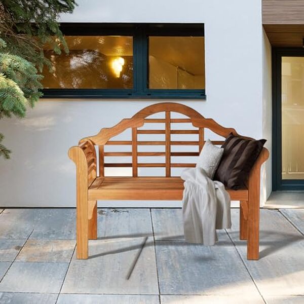 Découvrez notre test détaillé du banc pliable KOMFOTTEU en bois d'acacia: qualité, design et praticité pour votre jardin ou terrasse.