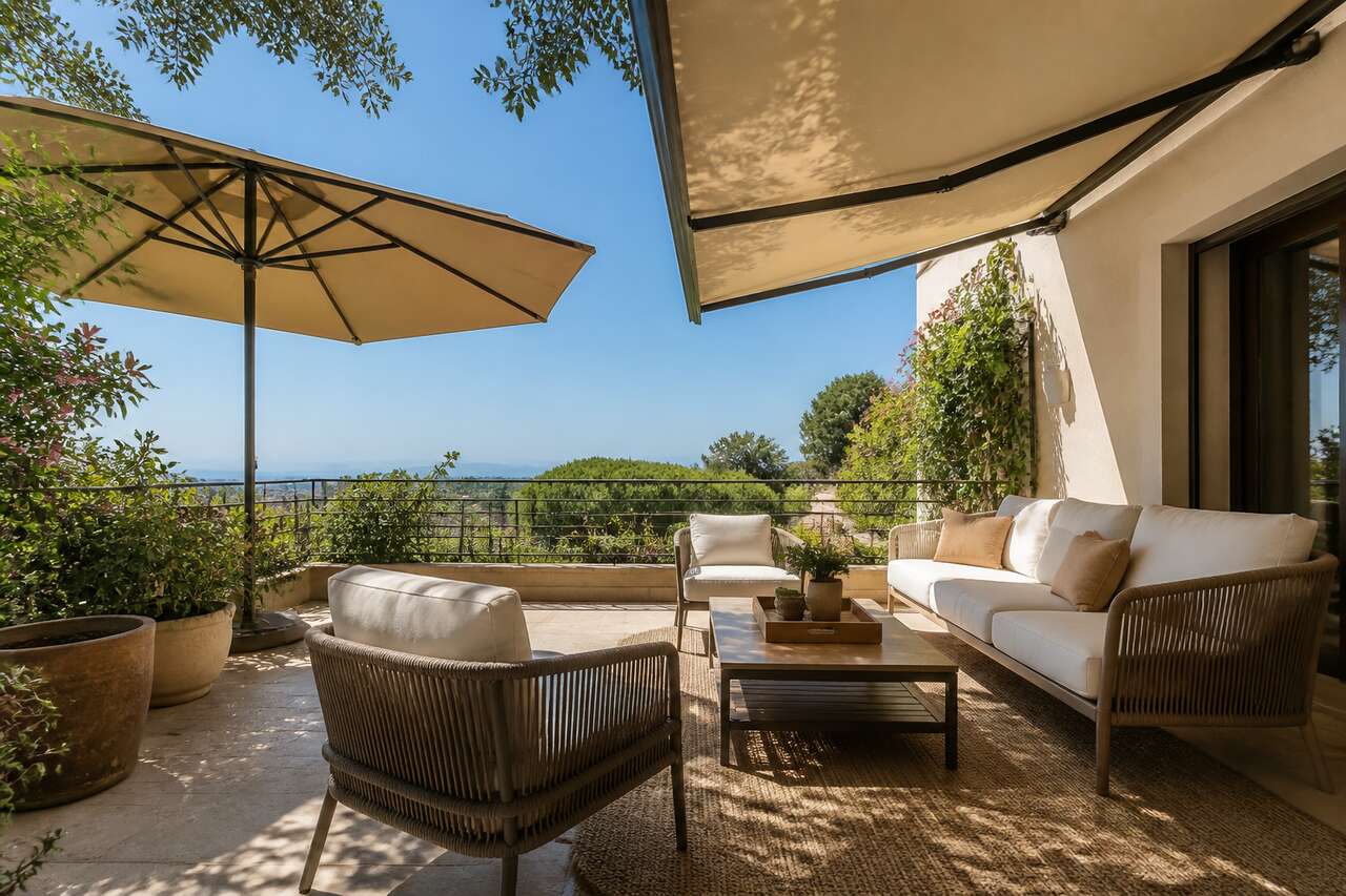 Comprendre le soleil sur sa terrasse : ombre, uv et surchauffe