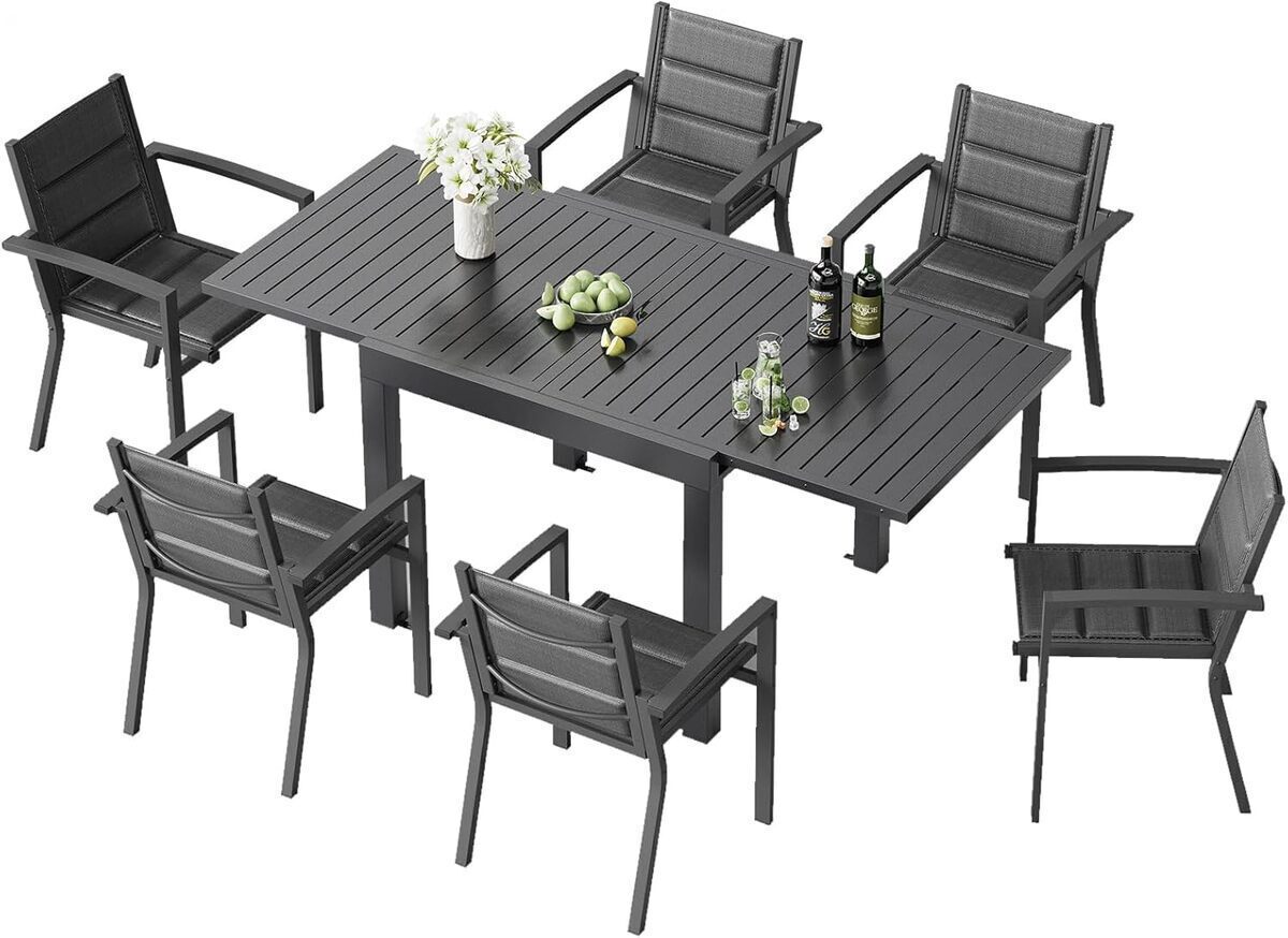 Test : salon de jardin Triumphkey table extensible et chaises empilables
