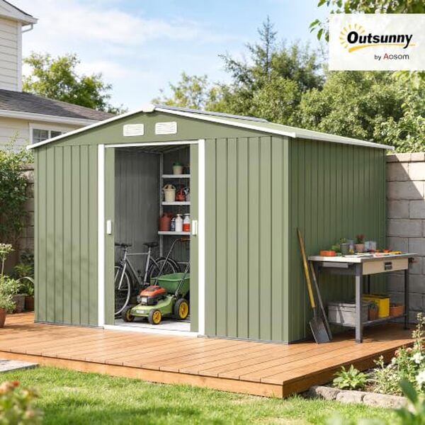 Découvrez notre test détaillé de l'abri de jardin Metal Outsunny 5, 4 m² : caractéristiques, avantages et avis sur cette structure robuste avec porte coulissante et aérations.
