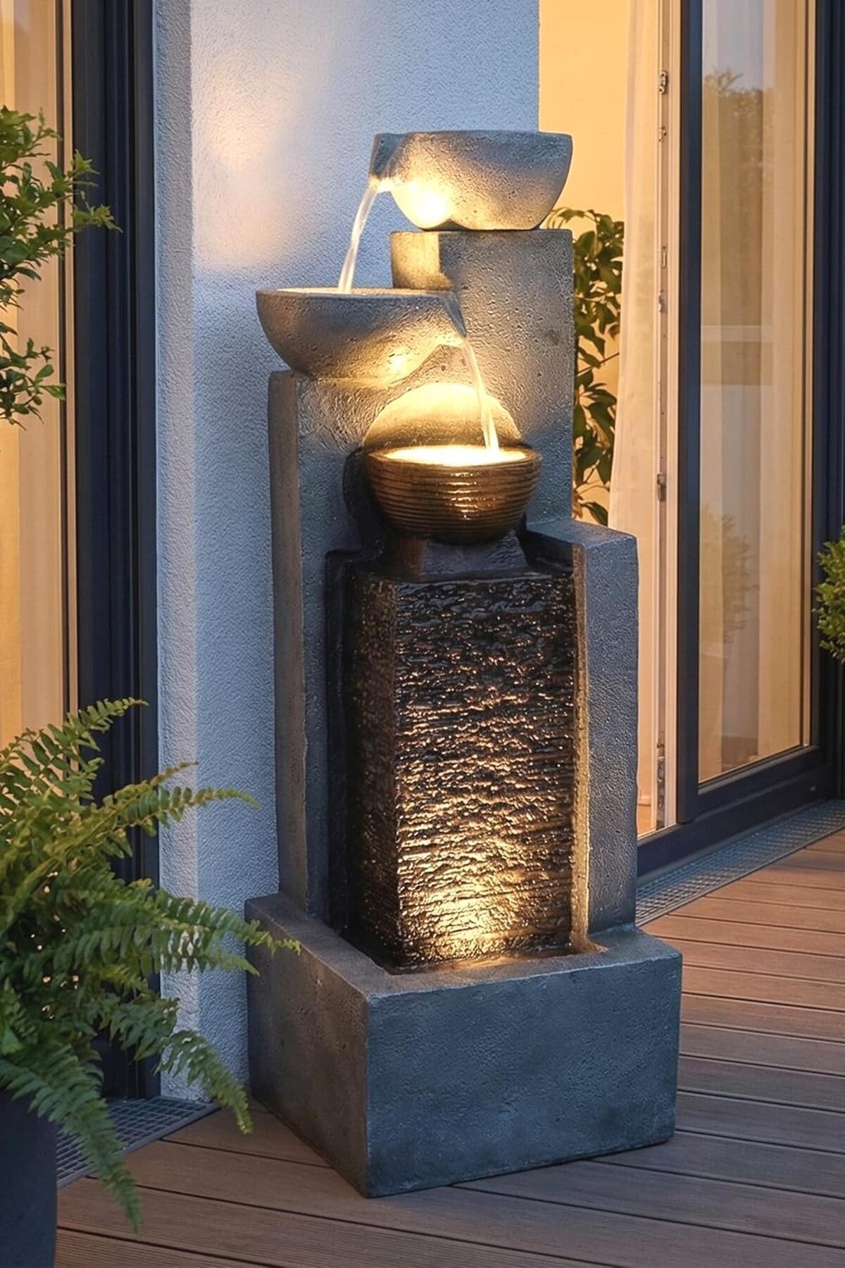 Test de la fontaine de jardin avec éclairage led : cascade élégante